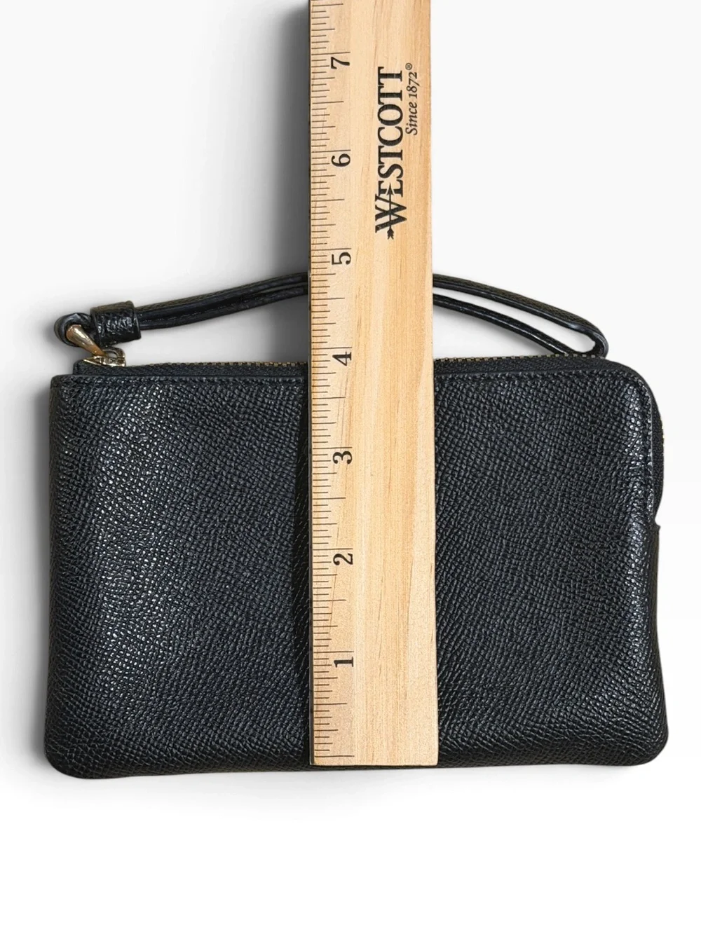 Coach Black Crossgrain Leather Small Zip Wristlet Pouch Purse Gold Hardware